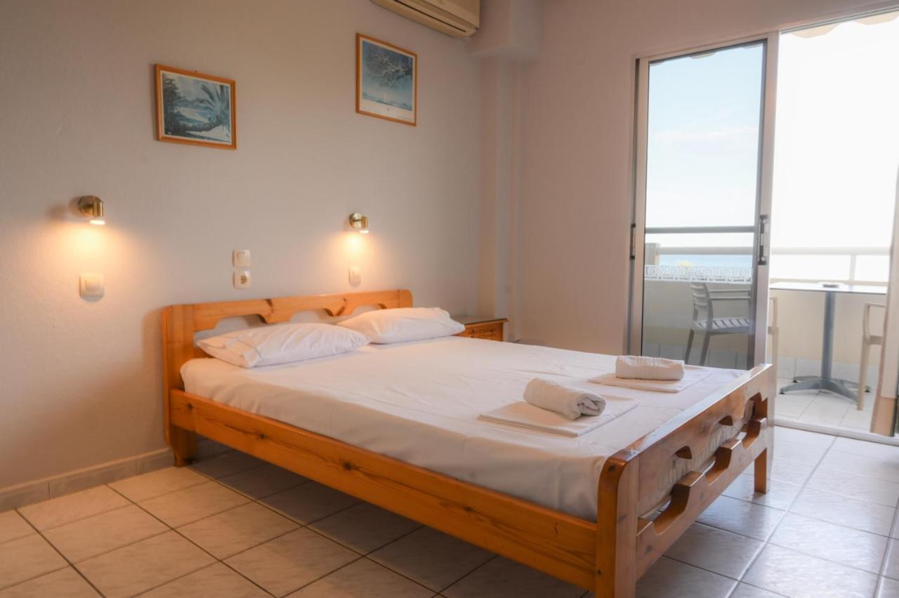 Giorgos Apartments Sea View Olympiakí Aktí Esterno foto